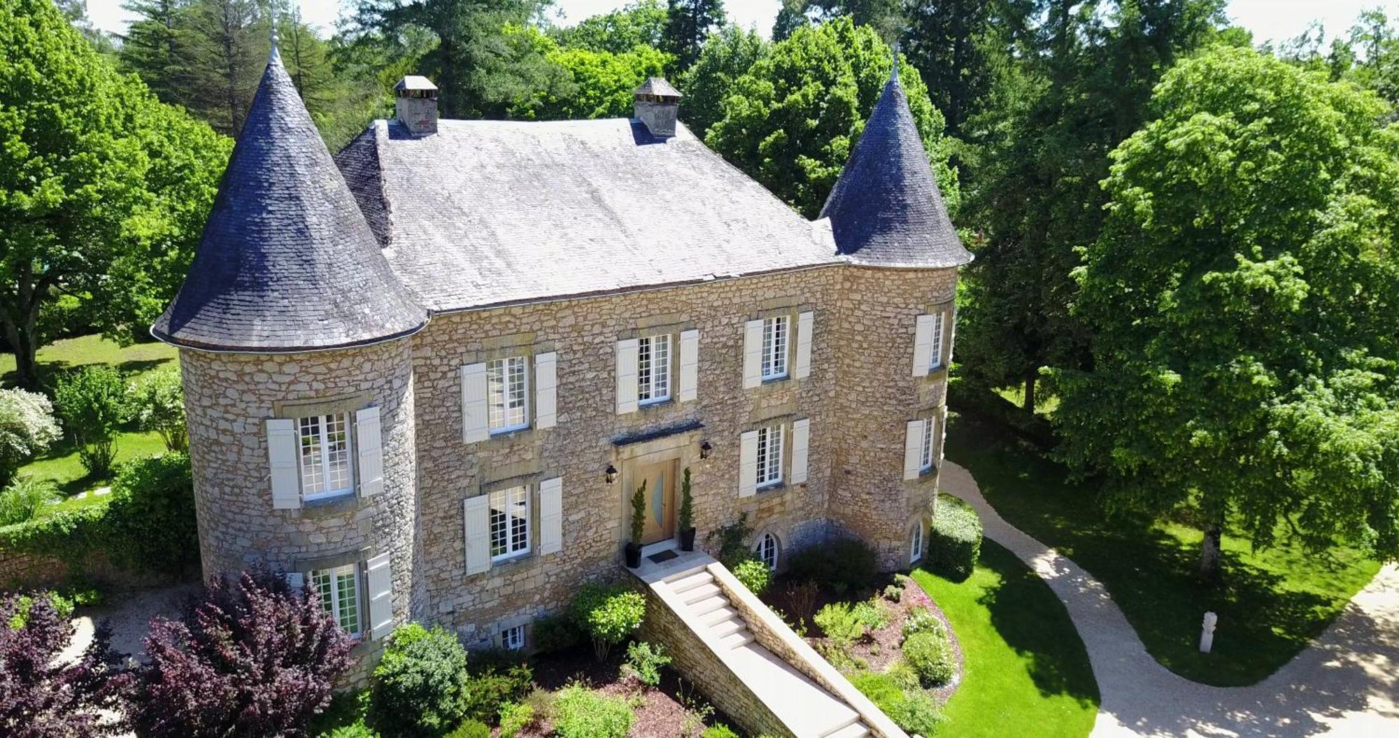 Chateau De Maraval Cenac-et-Saint-Julien Exterior photo