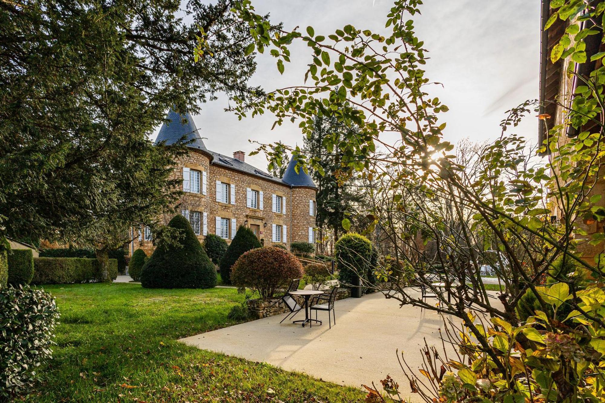 Chateau De Maraval Cenac-et-Saint-Julien Exterior photo
