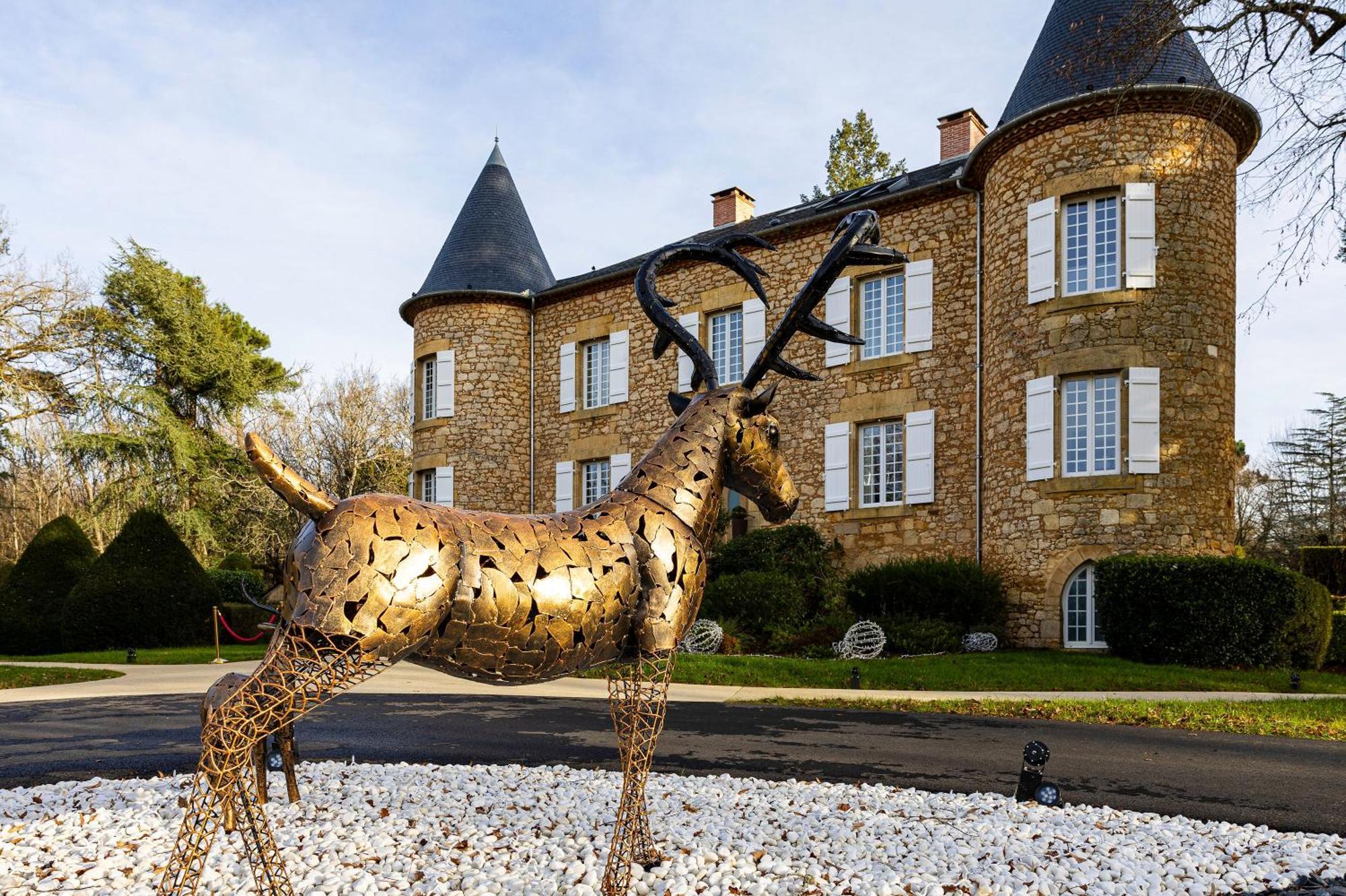 Chateau De Maraval Cenac-et-Saint-Julien Exterior photo